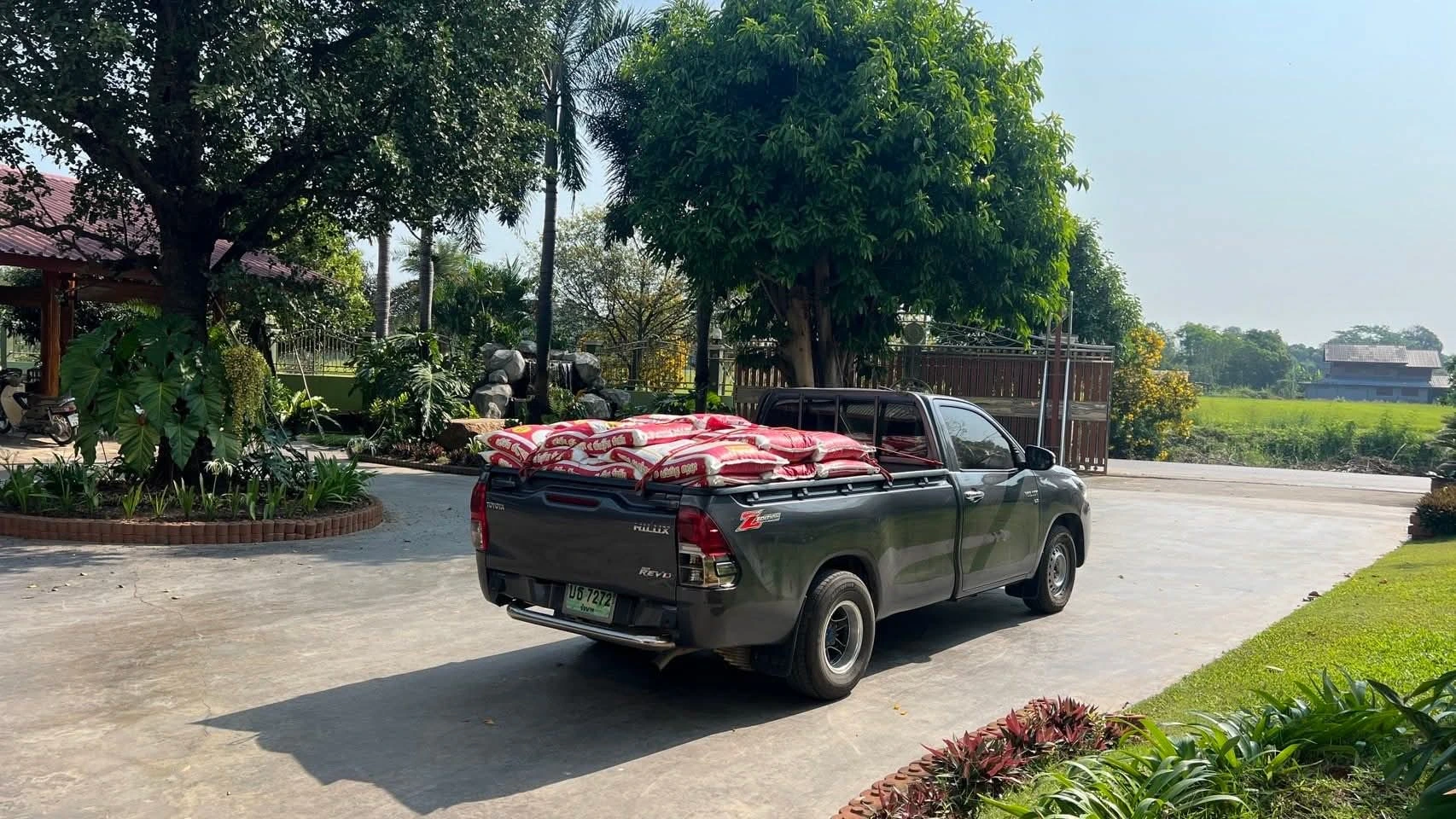 บริการจัดส่งเมล็ดพันธุ์ #สัญญา๙พันธุ์ข้าว